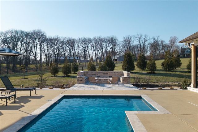 201 Palmer Cir, Lebanon, TN 37090