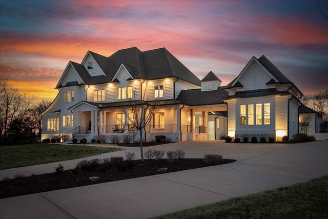 201 Palmer Cir, Lebanon, TN 37090