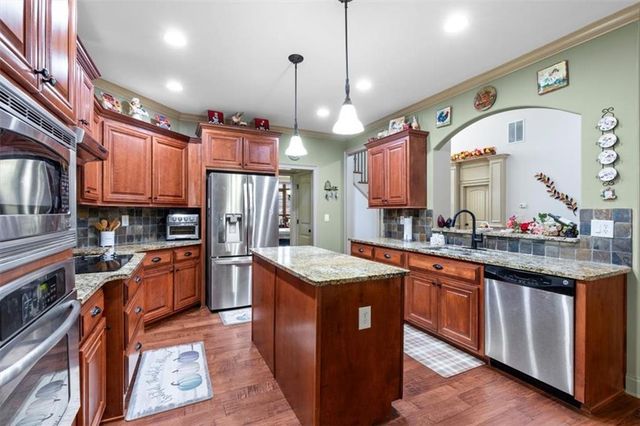 197 Berrywood Court, Mcdonough, GA 30253