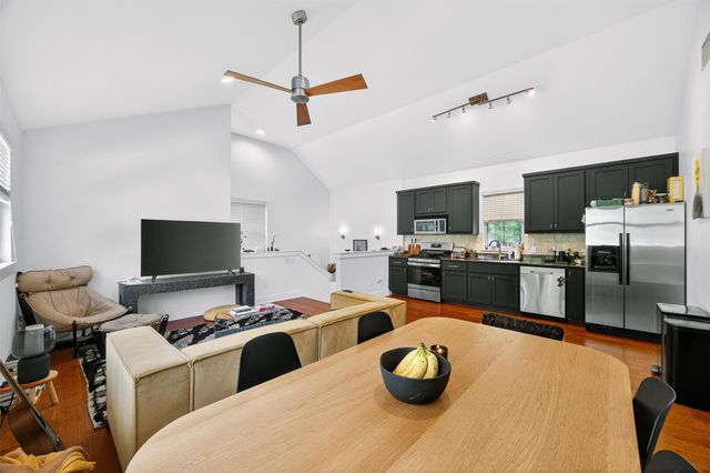 1312 Woodland Ave B, Austin, TX 78704