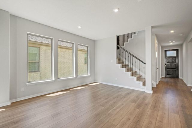 501 Raleigh DR, Georgetown, TX 78633