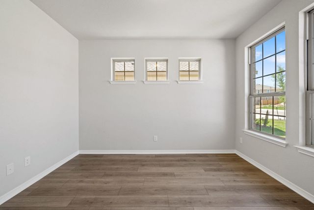 501 Raleigh DR, Georgetown, TX 78633