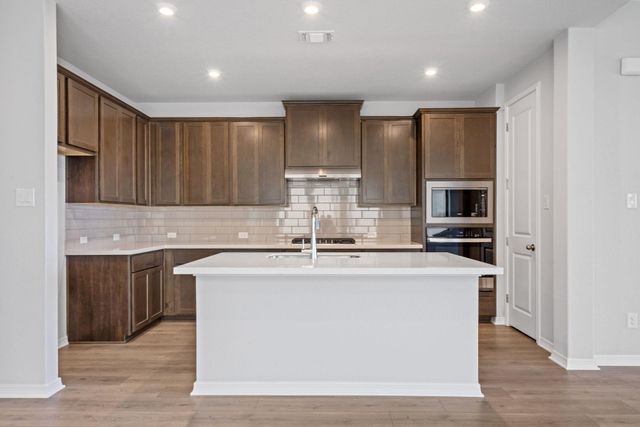 501 Raleigh DR, Georgetown, TX 78633