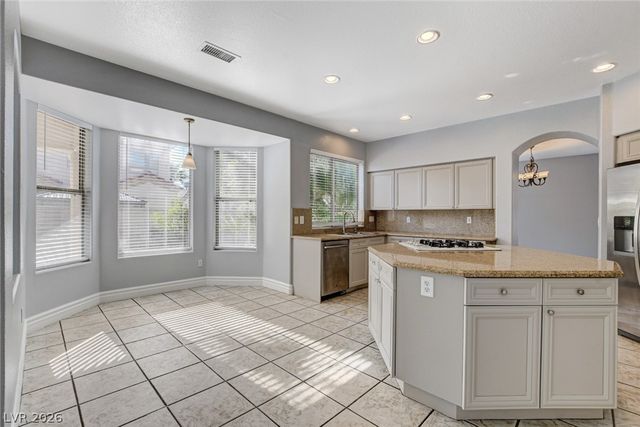 43 Arcadian Shores Street, Las Vegas, NV 89148