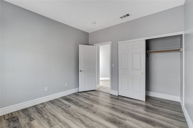 43 Arcadian Shores Street, Las Vegas, NV 89148