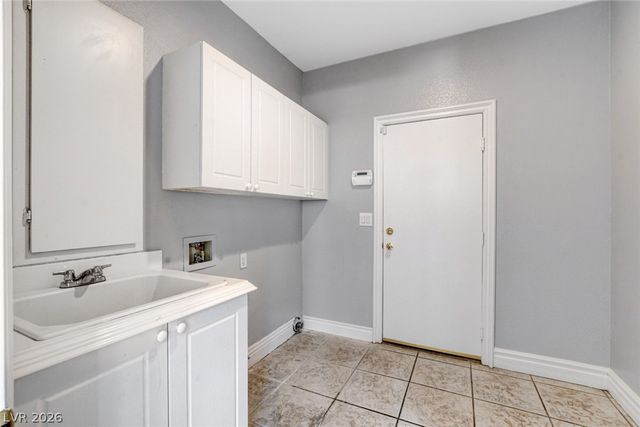 43 Arcadian Shores Street, Las Vegas, NV 89148