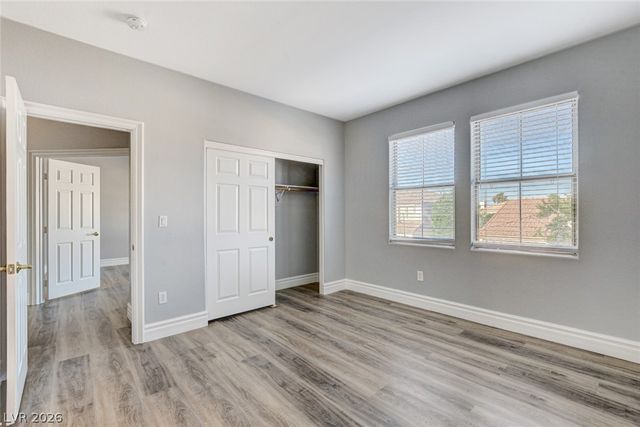 43 Arcadian Shores Street, Las Vegas, NV 89148