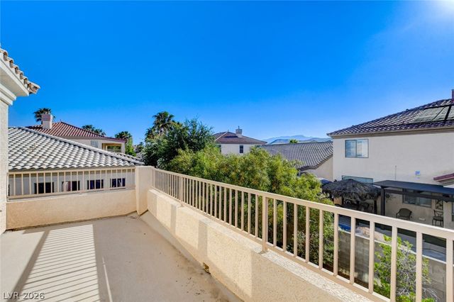 43 Arcadian Shores Street, Las Vegas, NV 89148