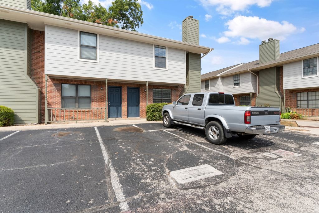 716 W Mulberry Street 1C, Denton, TX 76201 — photo 3