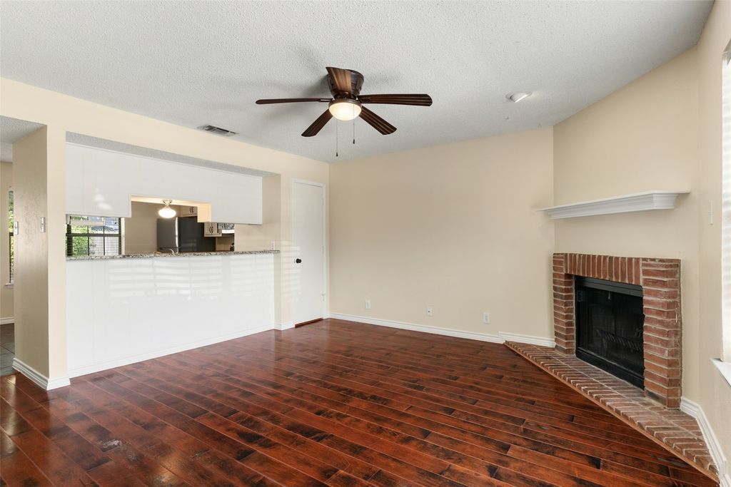 716 W Mulberry Street 1C, Denton, TX 76201 — photo 5