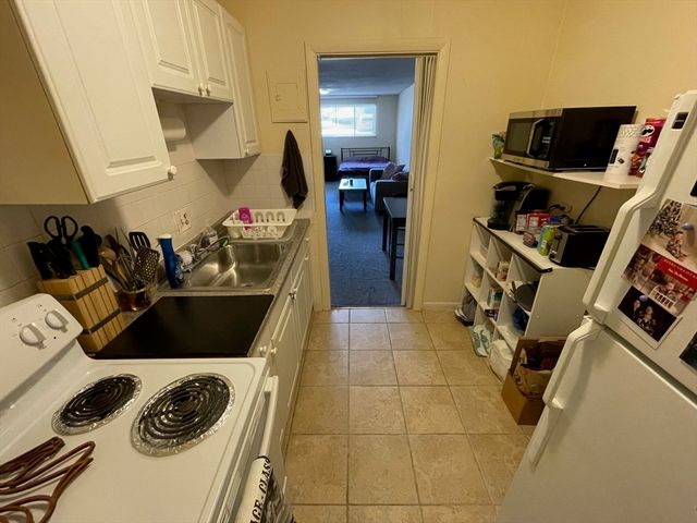 73 Charlesbank Road 101, Newton, MA 02458