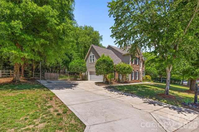 620 E Cheval Drive, Fort Mill, SC 29708