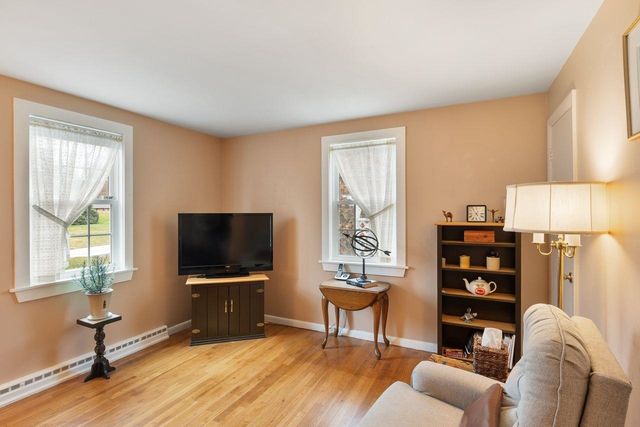 85 Post Road, North Hampton, NH 03862