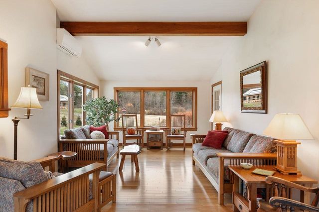 85 Post Road, North Hampton, NH 03862