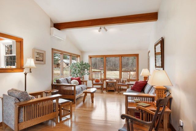 85 Post Road, North Hampton, NH 03862