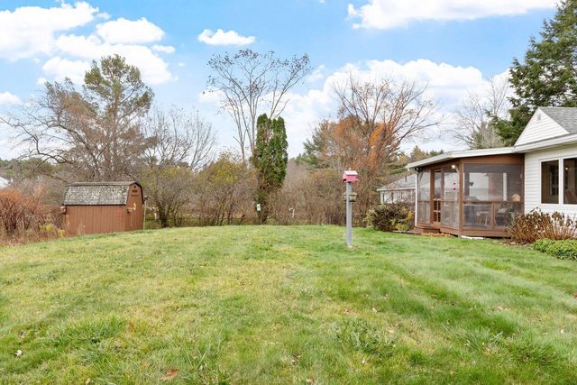 85 Post Road, North Hampton, NH 03862