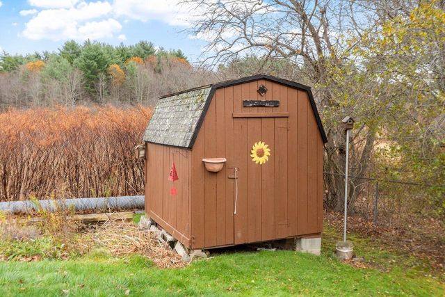 85 Post Road, North Hampton, NH 03862