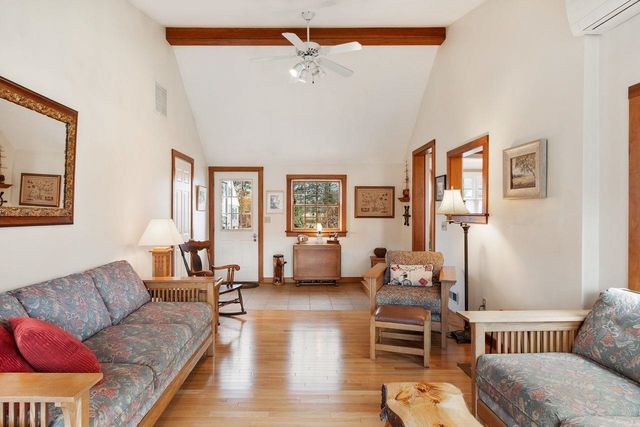 85 Post Road, North Hampton, NH 03862