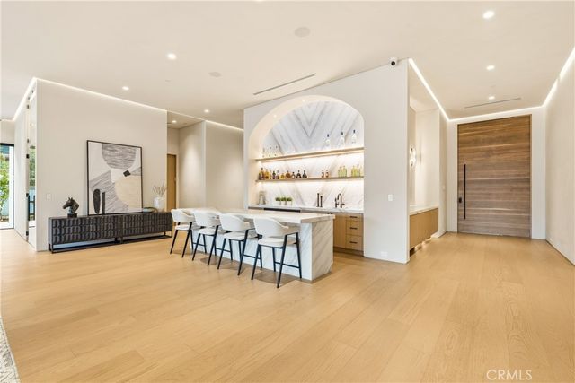22924 Erwin Street, Woodland Hills, CA 91367