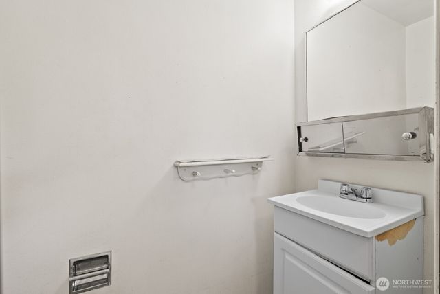 1410 Beech Avenue, Steilacoom, WA 98388