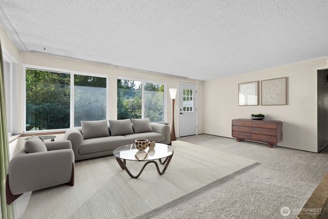 1410 Beech Avenue, Steilacoom, WA 98388