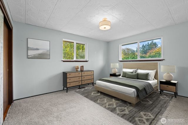 1410 Beech Avenue, Steilacoom, WA 98388