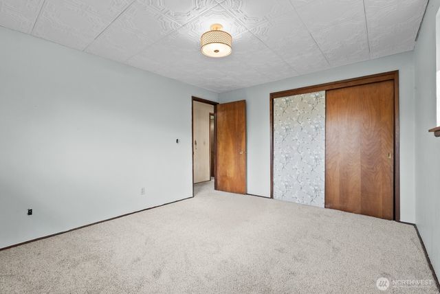 1410 Beech Avenue, Steilacoom, WA 98388