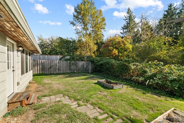 1410 Beech Avenue, Steilacoom, WA 98388