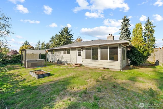 1410 Beech Avenue, Steilacoom, WA 98388