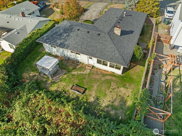 1410 Beech Avenue, Steilacoom, WA 98388