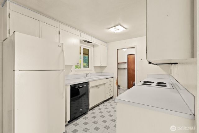 1410 Beech Avenue, Steilacoom, WA 98388