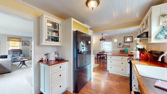 86 Ossie Road, Middlebury, VT 05753