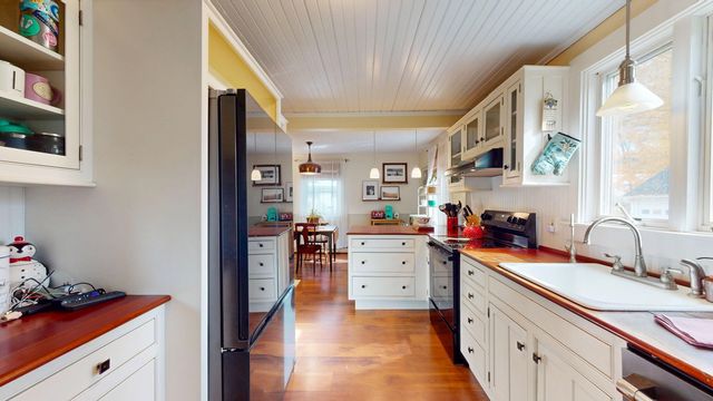 86 Ossie Road, Middlebury, VT 05753