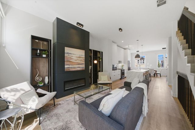 4232 W Belmont Avenue 6, Chicago, IL 60641