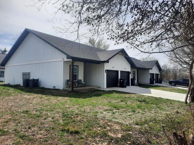 304-310 W Grant Street, Buffalo, MO 65622