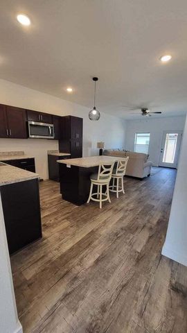 304-310 W Grant Street, Buffalo, MO 65622