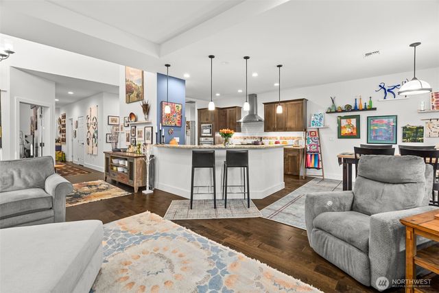 20 Dunsmuir Road, Port Ludlow, WA 98365