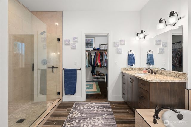 20 Dunsmuir Road, Port Ludlow, WA 98365