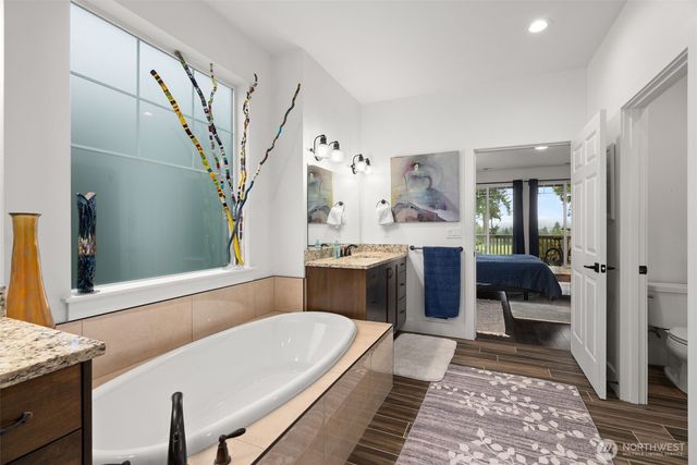 20 Dunsmuir Road, Port Ludlow, WA 98365