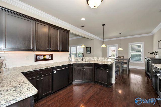 507 Balsam Terrace Way SW, Huntsville, AL 35824