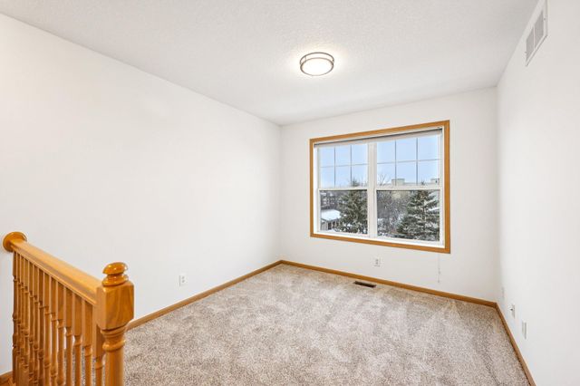 2821 Arona Street, Roseville, MN 55113