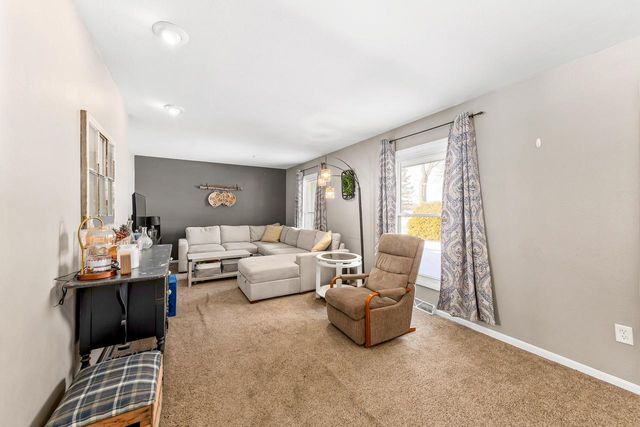 N69W27233 Hickory Chasm DRIVE, Lisbon, WI 53089