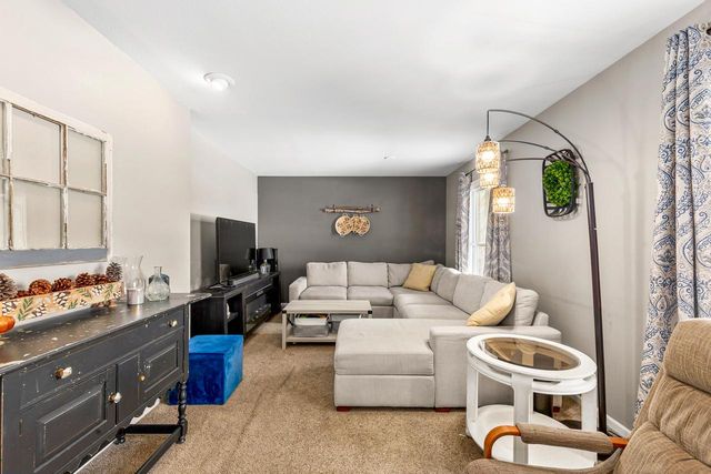 N69W27233 Hickory Chasm DRIVE, Lisbon, WI 53089