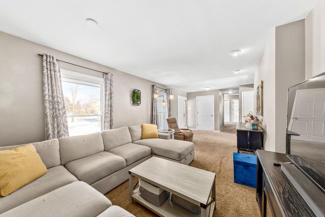 N69W27233 Hickory Chasm DRIVE, Lisbon, WI 53089