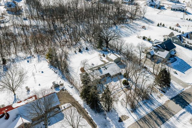 N69W27233 Hickory Chasm DRIVE, Lisbon, WI 53089