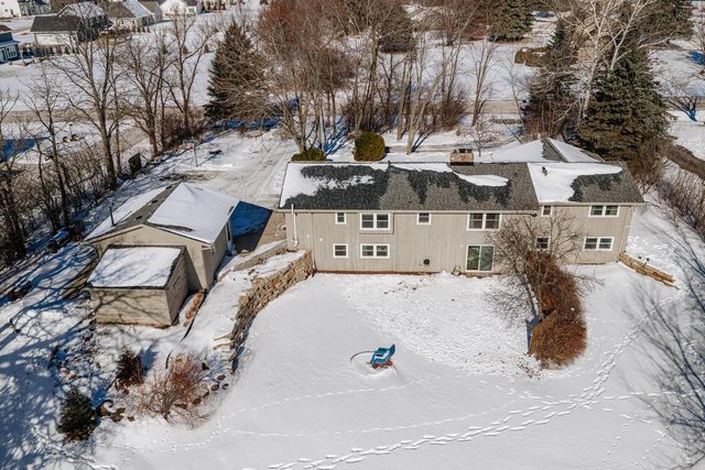 N69W27233 Hickory Chasm DRIVE, Lisbon, WI 53089