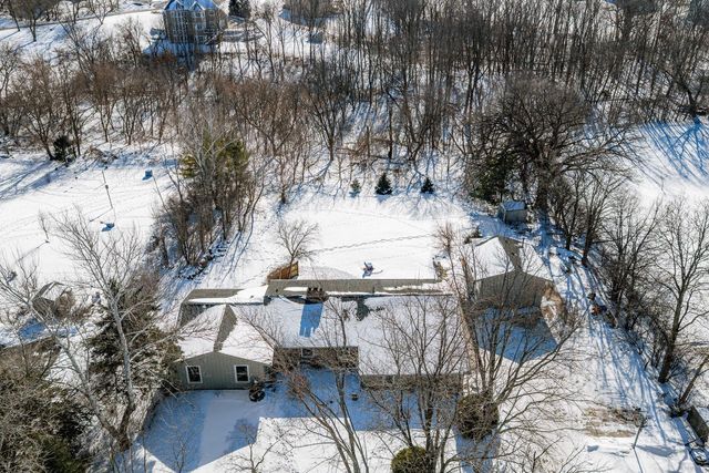 N69W27233 Hickory Chasm DRIVE, Lisbon, WI 53089