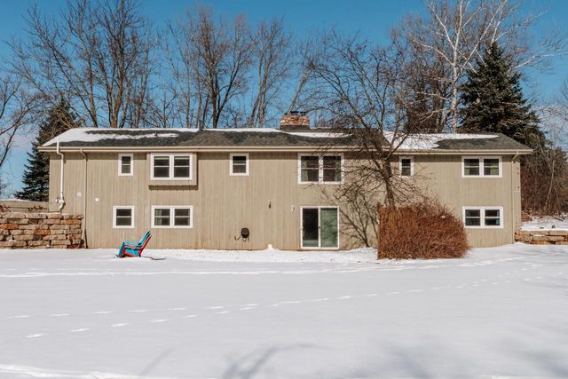 N69W27233 Hickory Chasm DRIVE, Lisbon, WI 53089