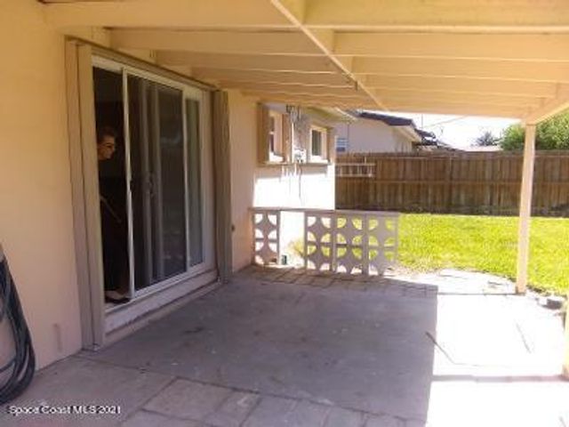 535 Lee Avenue A, Satellite Beach, FL 32937