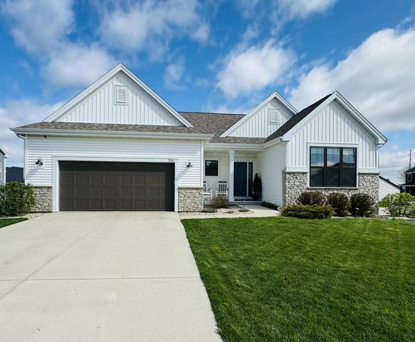 534 Foxfield ROAD, Oregon, WI 53575